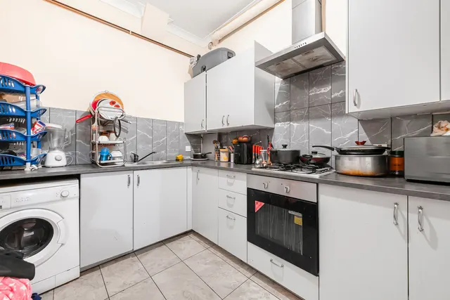 Bensham Manor Road, Thornton Heath, CR7, photo 3