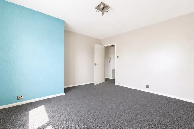 Photo 2 — Sanders Road, Canvey Island, Essex, SS8