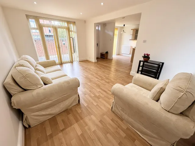 Silver Cottage, Didsbury, M20, photo 2