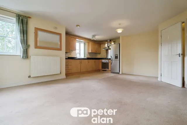Phoenix Way, Cardiff, CF14, photo 2