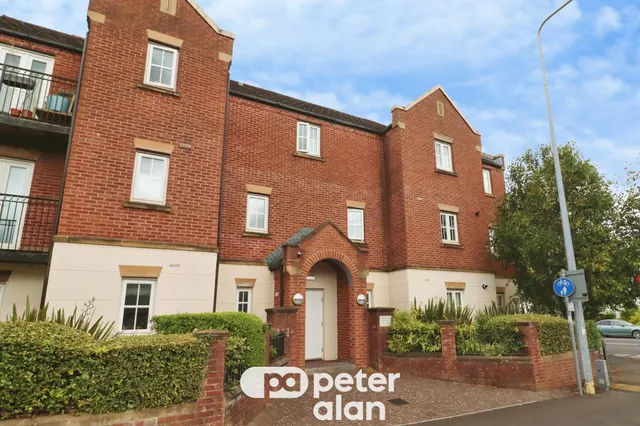 Phoenix Way, Cardiff, CF14, photo 3
