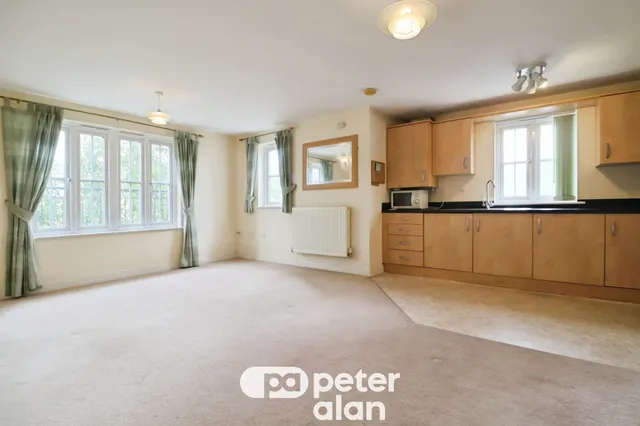 Phoenix Way, Cardiff, CF14, photo 1