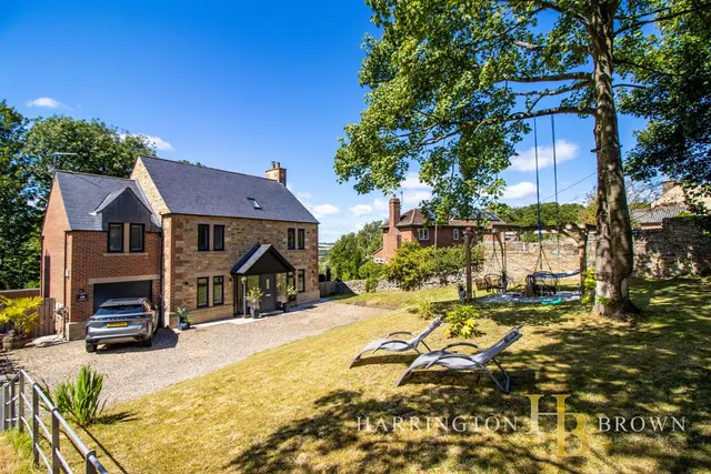 Benfieldside Road, Shotley Bridge, photo 1