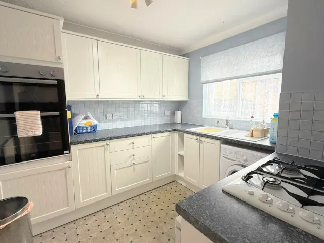 Photo 2 — Bryony Place, Conniburrow, Milton Keynes, Buckinghamshire, MK14 7EA