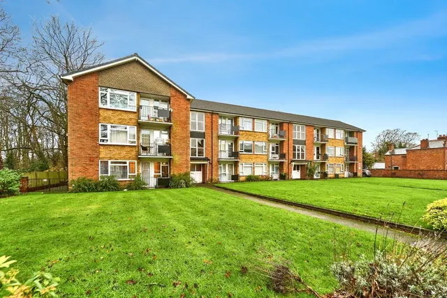 Photo 2 — Sutton Road, WALSALL, West Midlands, WS1