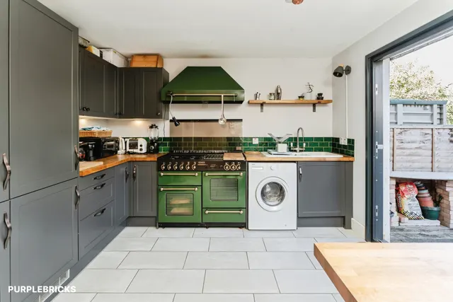 Devenay Road, London, E15, photo 3
