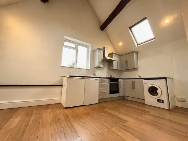 Water Orton Lane, Minworth, B76, photo 3