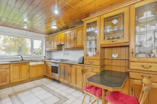 Photo 3 — Fairstone Hill, Oadby, Leicester