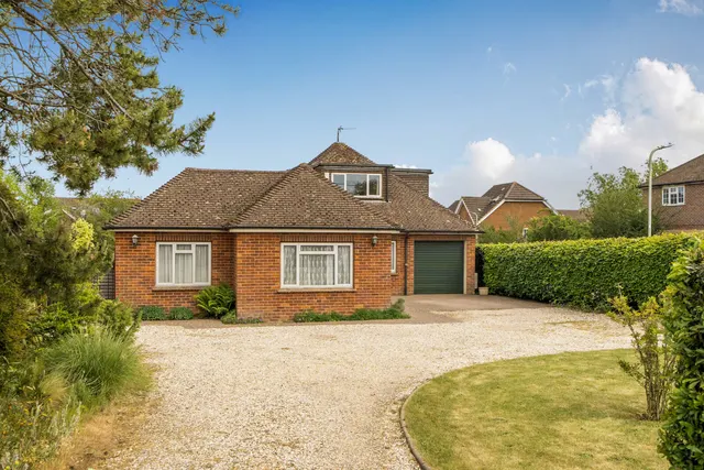 Oatlands Road, Shinfield, RG2, photo 1