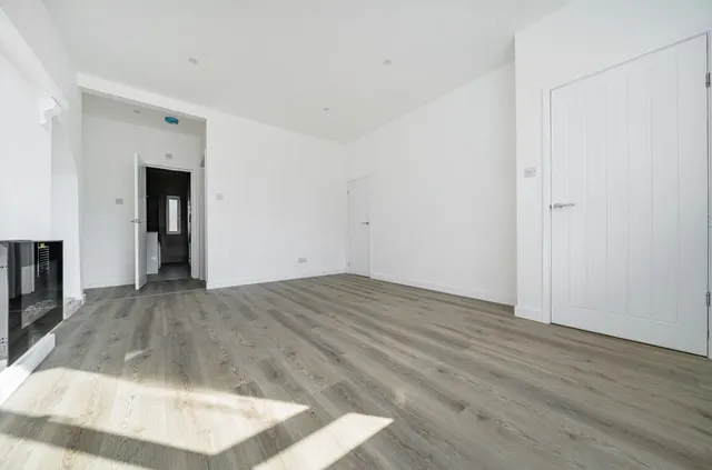 Collyer Avenue, Bognor Regis, PO21, photo 3