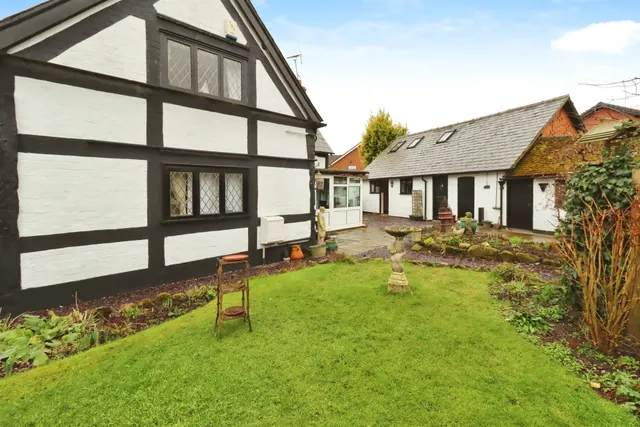 Photo 2 — Chester Road, Nomans Heath, Malpas