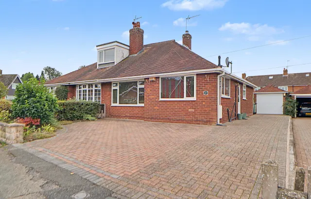 Birch Avenue, Alsager, photo 1