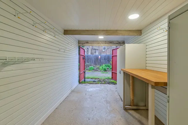 Photo 3 — Garage No 10, 19 Chantry Street, London