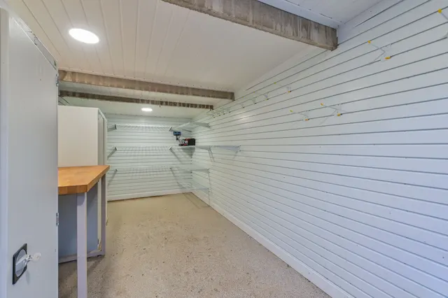 Garage No 10, 19 Chantry Street, London, photo 1