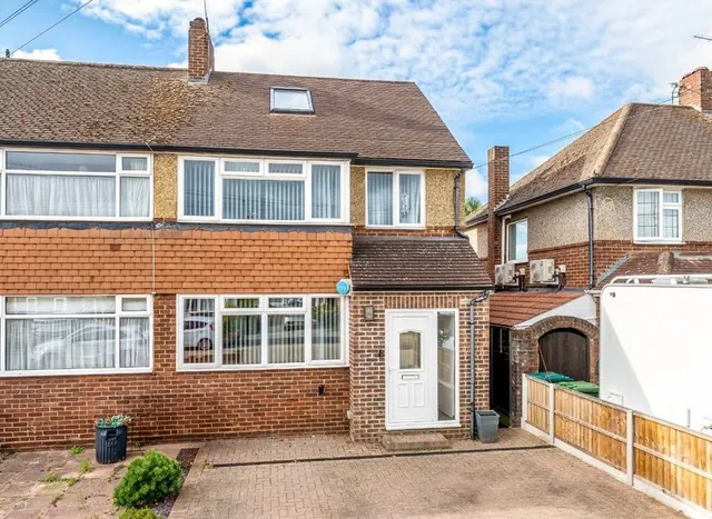 Dane Road, Ashford, TW15, photo 1