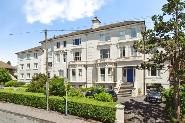Amherst Road, Tunbridge Wells, photo 1