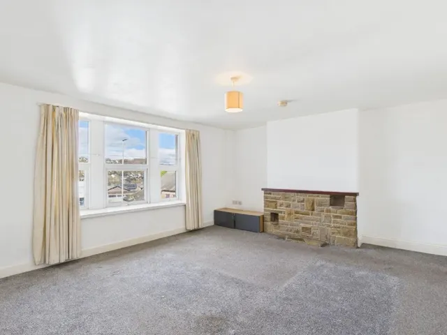 Briggate, Shipley, BD17, photo 1