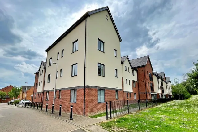 Kirkistown Close, Caldecott Manor, Rugby, Warwickshire, CV21 1AN, photo 1