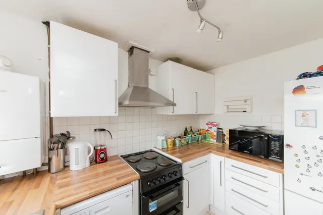 Lime Close, Harrow, photo 1