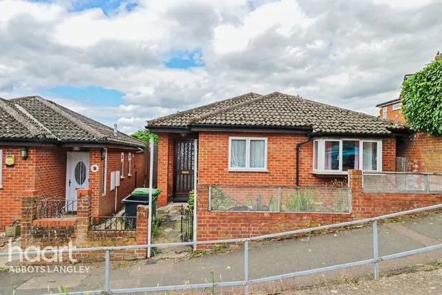 Fairway Court, Hemel Hempstead, HP3, photo 1