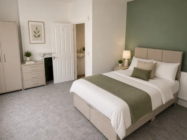 Boutport Street, Barnstaple, EX31, photo 2