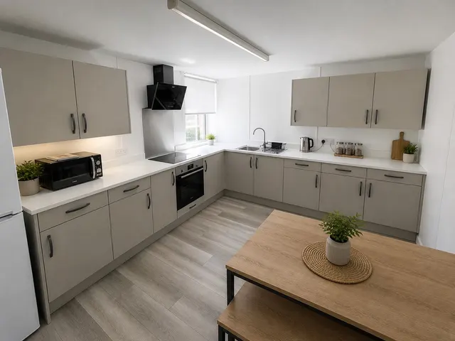 Boutport Street, Barnstaple, EX31, photo 3