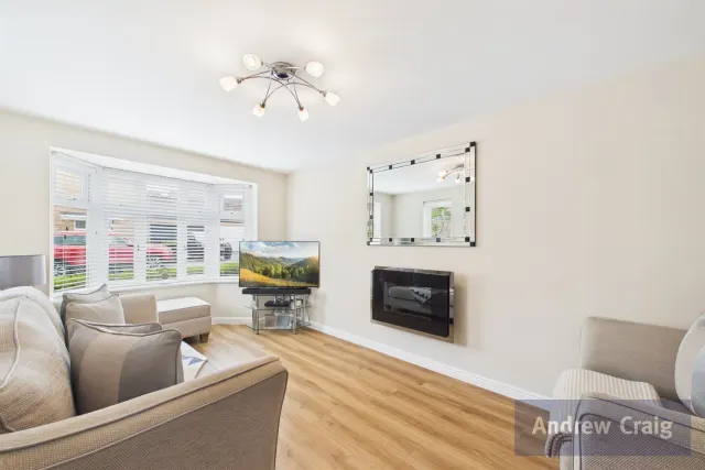 Bellona Close, Hebburn, NE31, photo 2