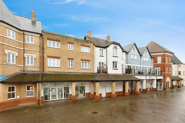 Roche Close, Rochford, Essex, SS4, photo 1