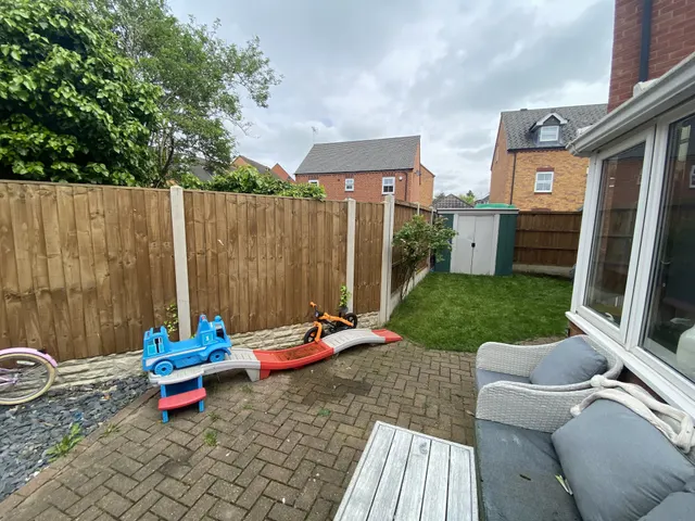 Clyde Street, Hilton, DE65, photo 3
