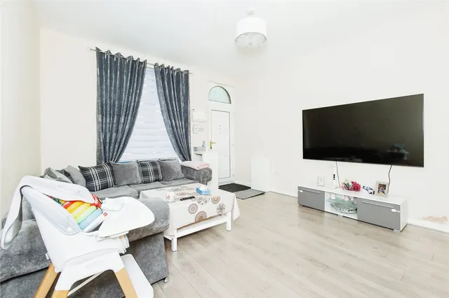 Photo 3 — Gordon Avenue, Oldham, Greater Manchester, OL4