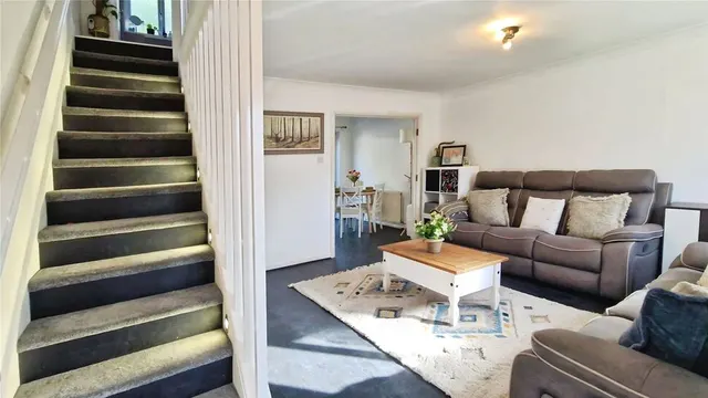Highfield Drive, Farnworth, BL4, photo 3