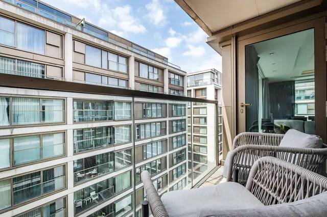 Photo 3 — Radnor Terrace, London, W14