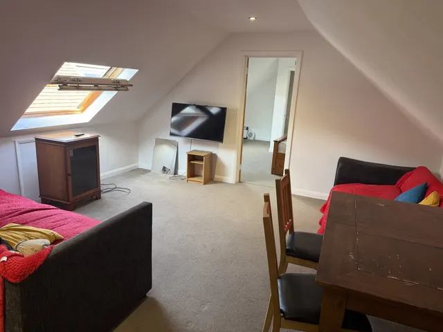 Lee Road, Saunderton Lee, HP27, photo 3