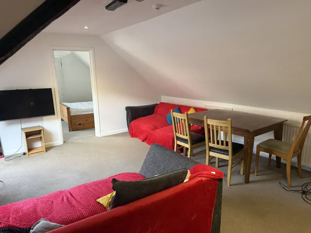 Lee Road, Saunderton Lee, HP27, photo 1