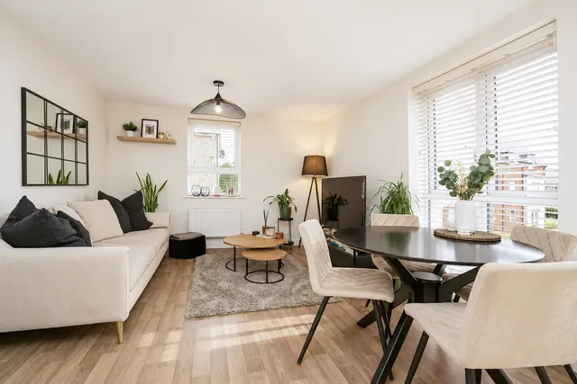 Cranwell Crescent, Eaton Leys, MK17, photo 1