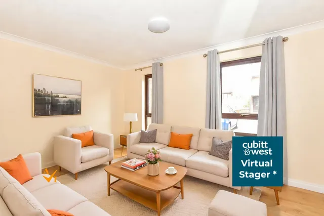 Meon Close, Petersfield, GU32, photo 3