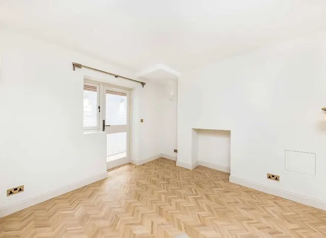 Westbourne Park Road, London, W2, photo 3