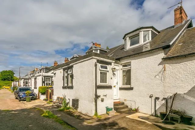 New Holygate, Broxburn, EH52, photo 1