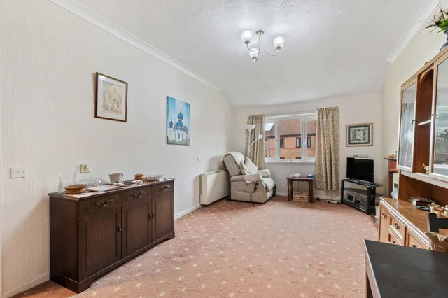 Photo 3 — Oulton Court, Grappenhall, Warrington, Warrington, WA4 2NT
