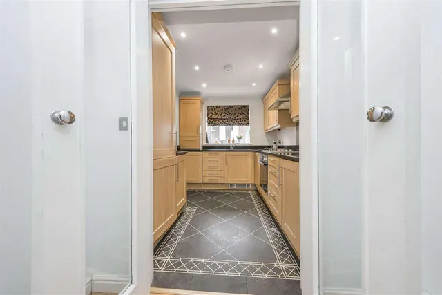 Photo 3 — Brook Avenue, Ascot, SL5 7SG