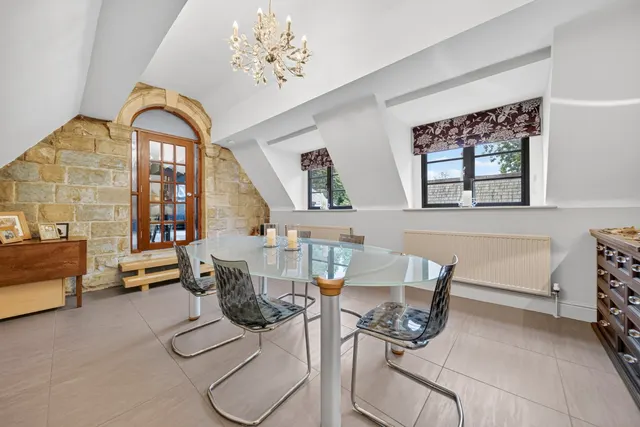 Woodlands Drive, Rawdon, LS19, photo 3