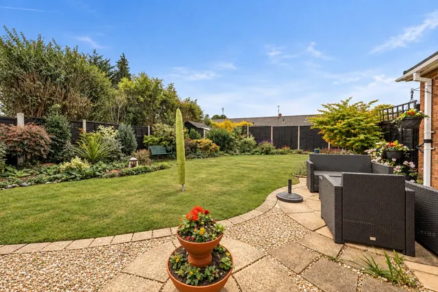 Hardy Close, West Moors, BH22, photo 2