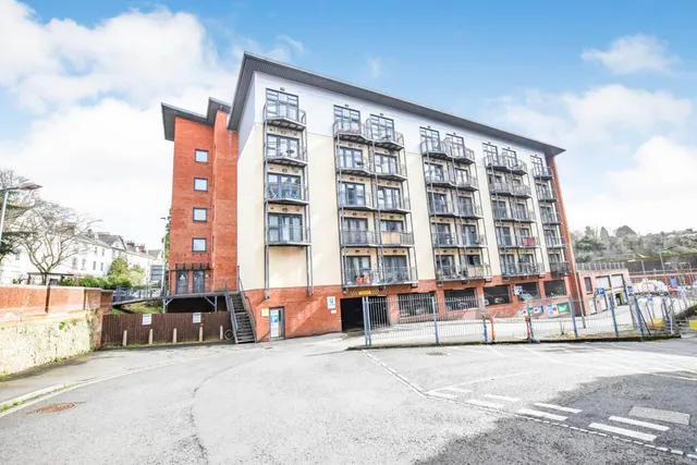 New North Road, EX4, photo 1
