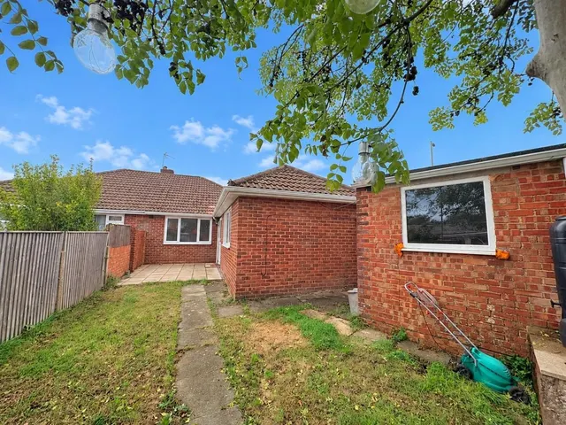 Blackbrook Road, Fareham, photo 2