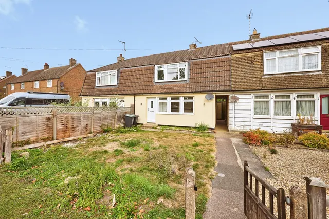 Milton Terrace, Peterborough, PE8, photo 1