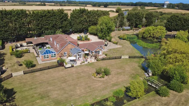 Hull Road, Great Hatfield (Seaton), photo 1