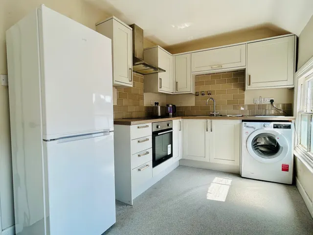 Off St John Street, ASHBOURNE, photo 1