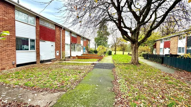 Elizabeth Drive, Tamworth, photo 1