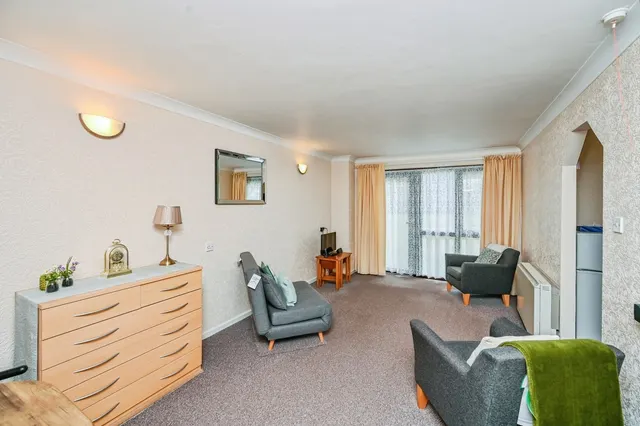 Nicholas Road, Liverpool, L23, photo 3