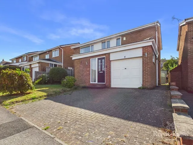 Watchgate, Nunthorpe, North Yorkshire, TS7, photo 1